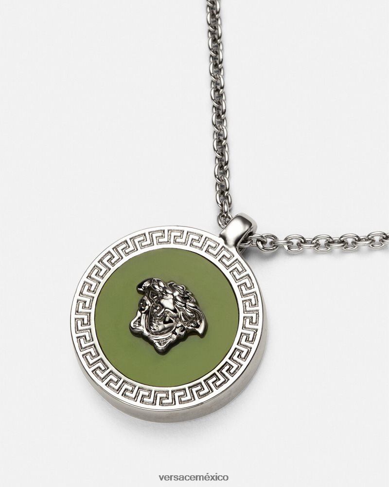 Versace collar con medusa esmaltada verde accesorios hombres 84626J1683