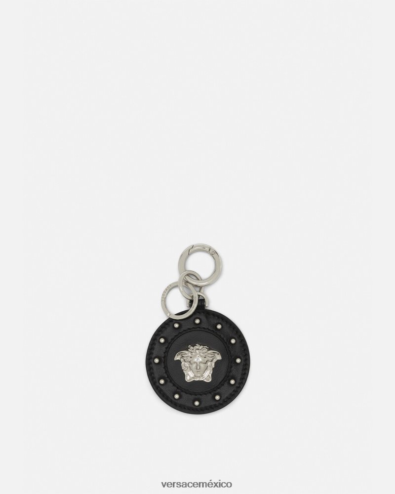 Versace llavero con tachuelas de medusa negro accesorios hombres 84626J1663