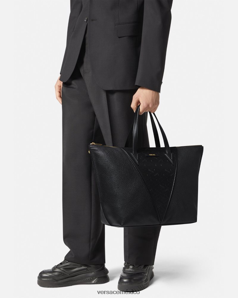 Versace bolso tote con firma V Greca negro bolsas hombres 84626J1490