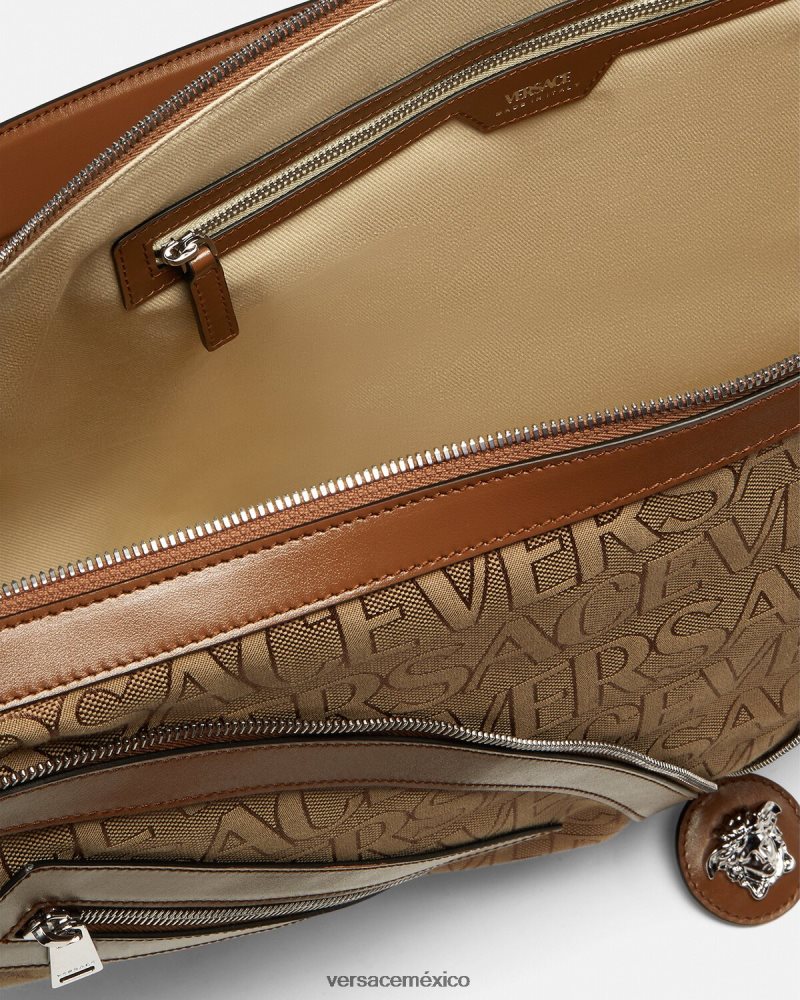 Versace bolso hobo grande con repetición en toda la prenda marrón bolsas hombres 84626J1499