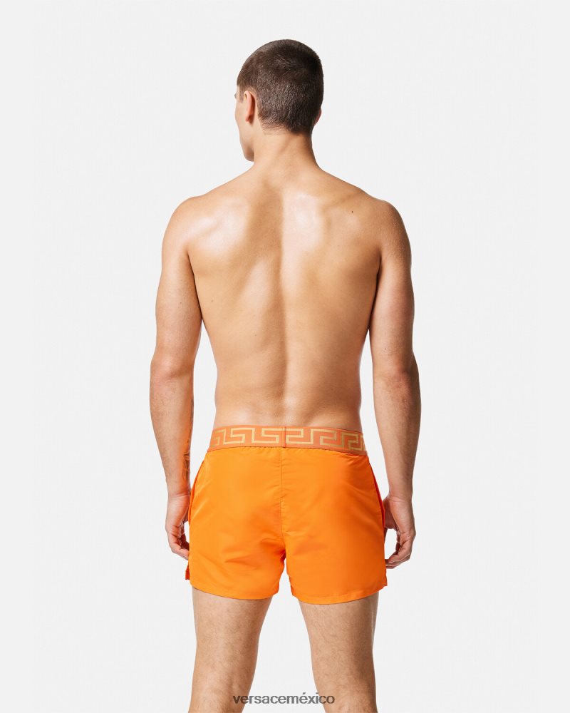 Versace shorts de baño con borde de greca naranja ropa interior y ropa de playa hombres 84626J1812