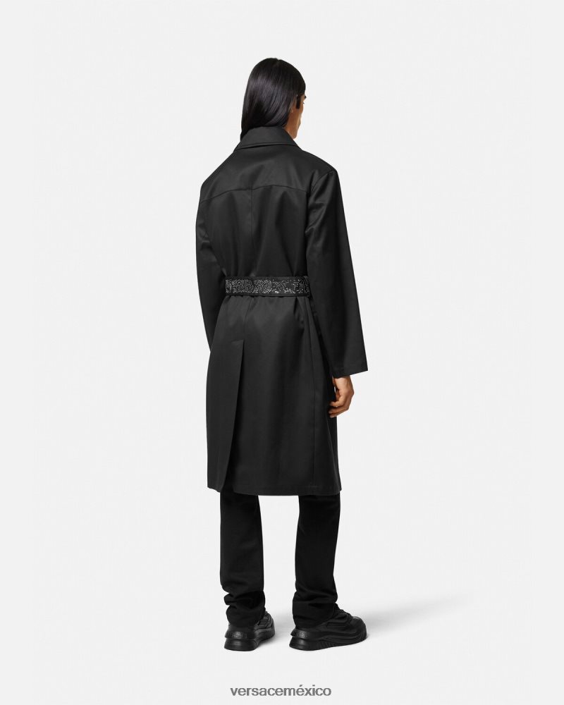Versace gabardina con tachuelas negro ropa hombres 84626J1254