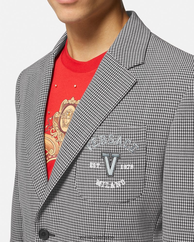 Versace blazer universitario con logo de pata de gallo blanco negro ropa hombres 84626J1278
