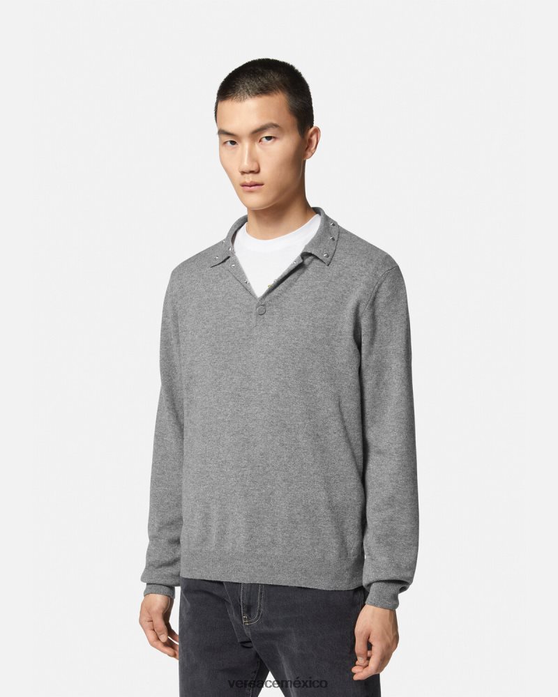 Versace suéter tipo polo con tachuelas en espiral gris ropa hombres 84626J1348