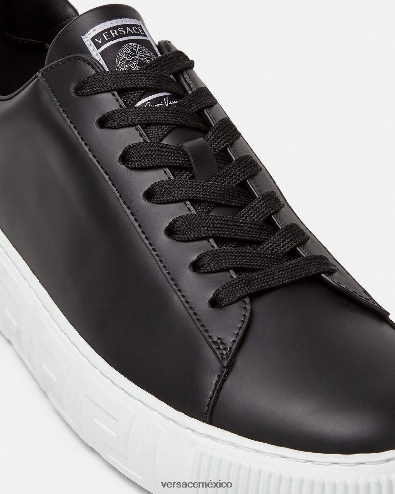 Versace zapatillas con grecas negro zapato hombres 84626J1547