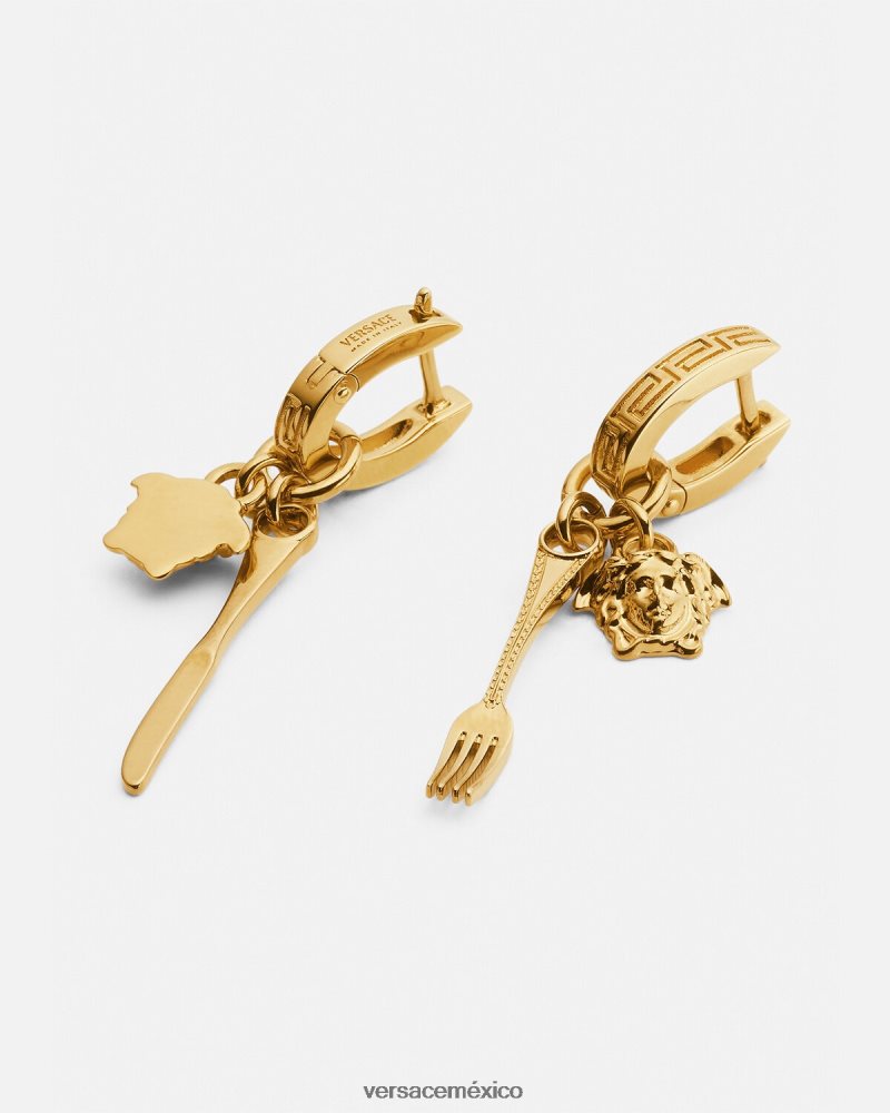 Versace pendientes cubiertos de medusa oro accesorios mujer 84626J819