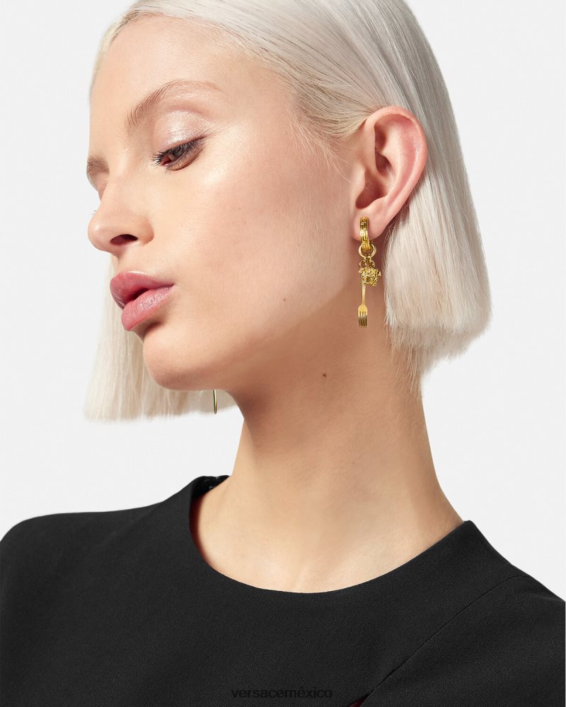 Versace pendientes cubiertos de medusa oro accesorios mujer 84626J819
