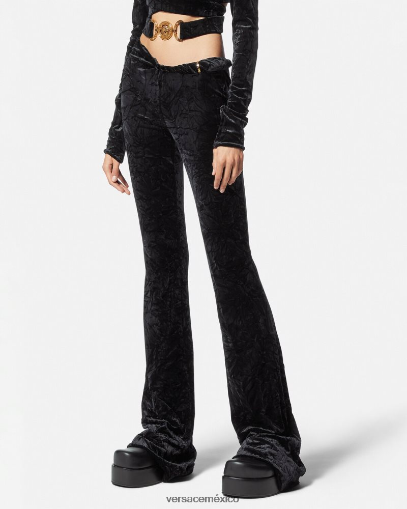 Versace pantalones acampanados de terciopelo enrollados negro ropa mujer 84626J216