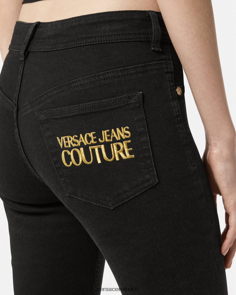 Versace jeans ajustados con logo negro ropa mujer 84626J2246