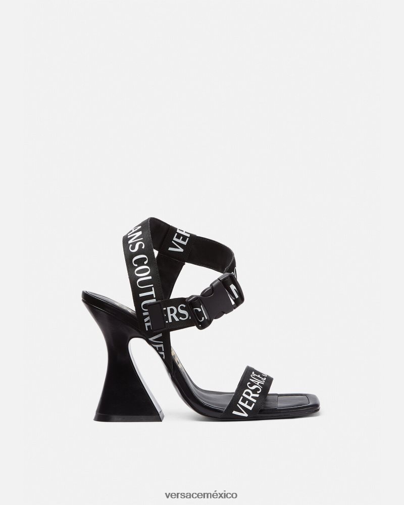 Versace sandalias Kirsten con logo negro zapato mujer 84626J2291